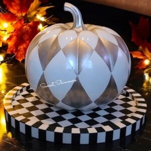 Mackenzie Style Silver White Harlaquin Resin Pumpkin Fall Thanksgiving Decor New
